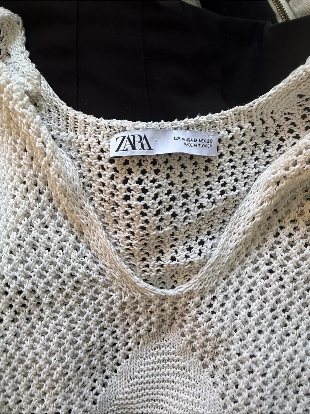 Zara Women's White Open-Knit V-Neck Cover Up